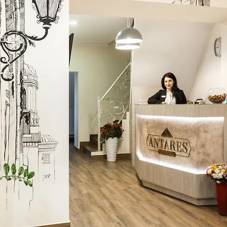 Готель Antares 4*