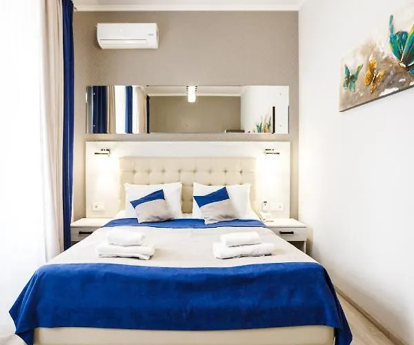 فندق Antares إلفيف