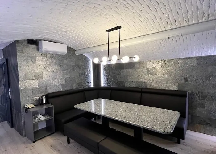 מלון Antares לבוב