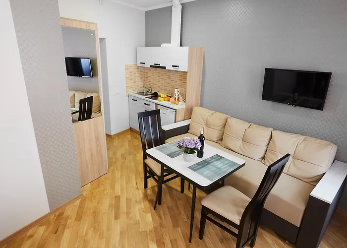 فندق Antares إلفيف