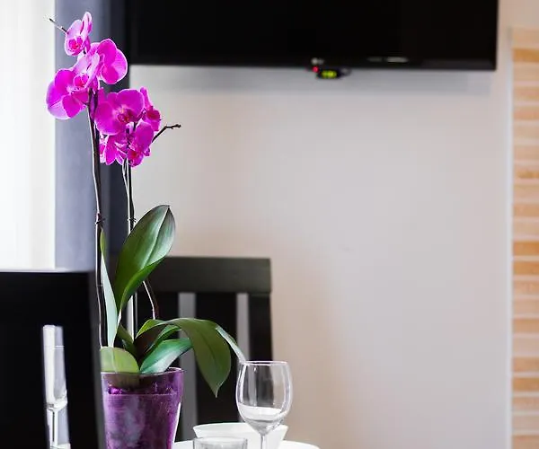 Antares 4* إلفيف