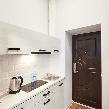 Готель Antares 4*