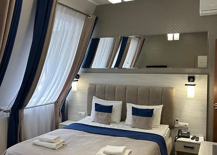 ホテル Antares 4*