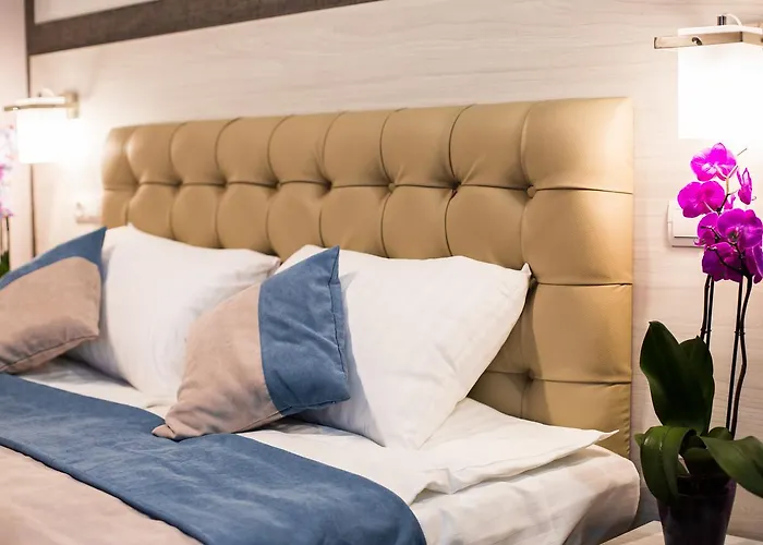 Antares 4* リヴィウ